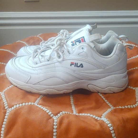 fila disarray white